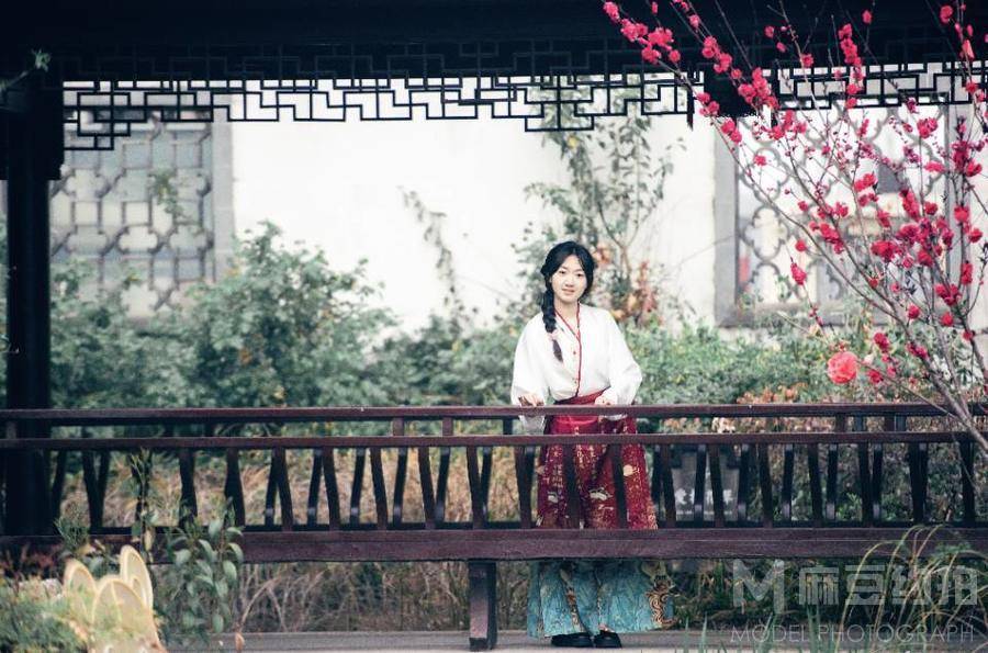 汉服模特