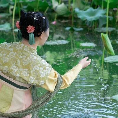 汉服模特