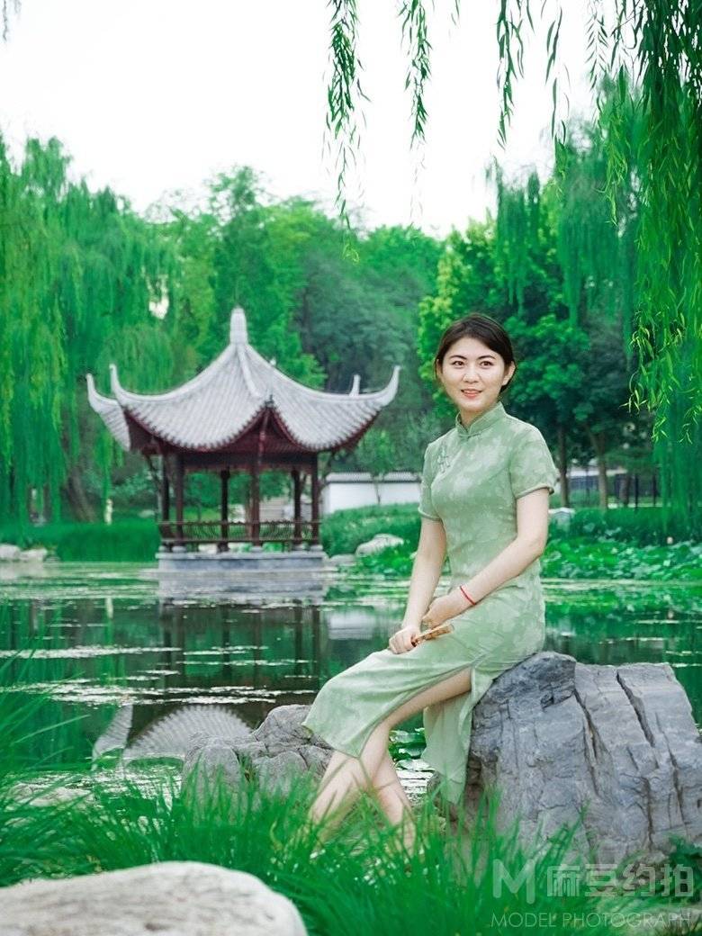 汉服模特