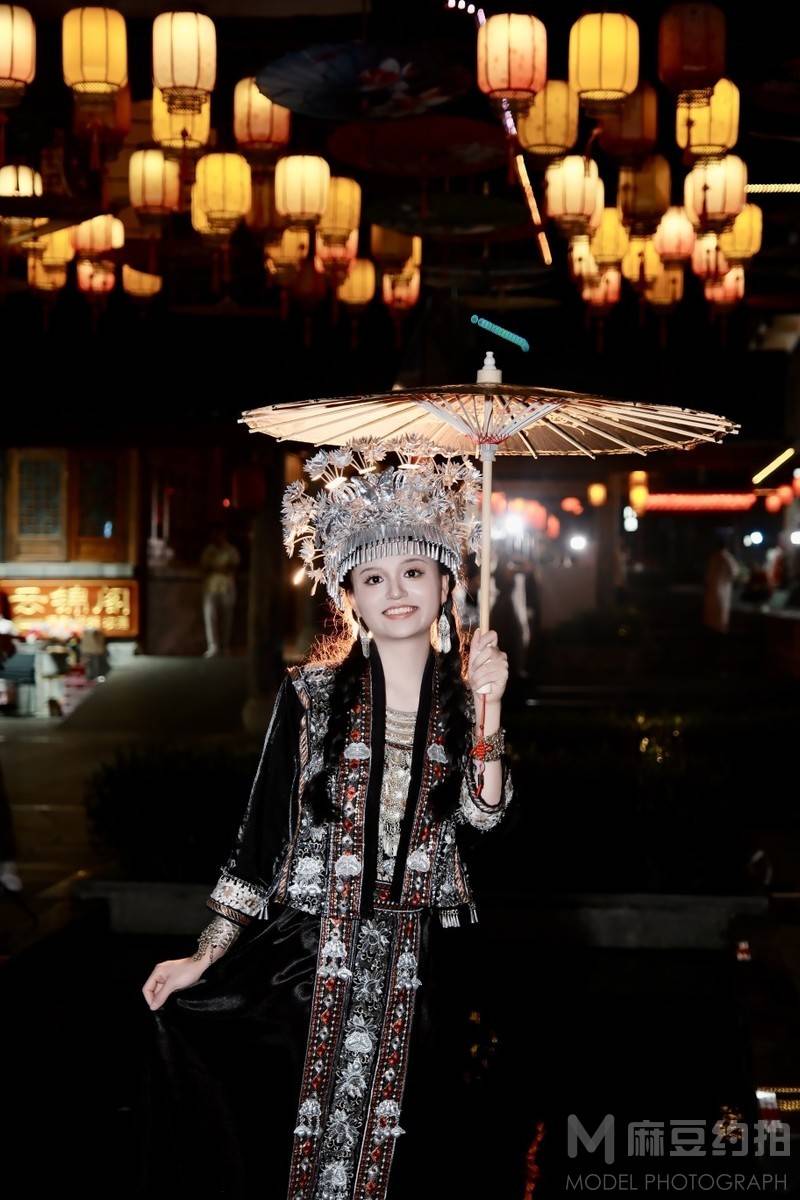 夜景模特