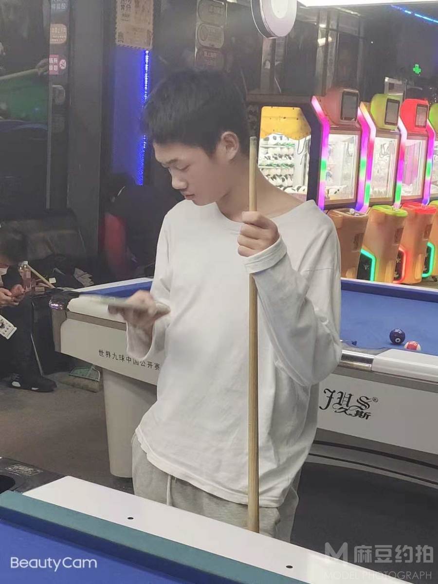 纪实模特