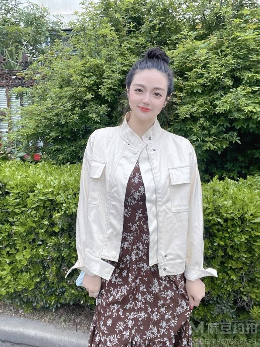 清新模特