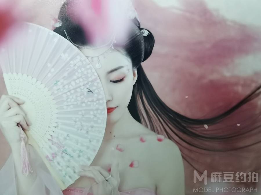 清新模特