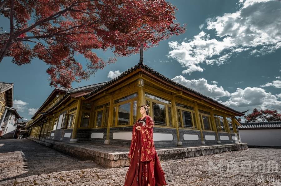 汉服模特