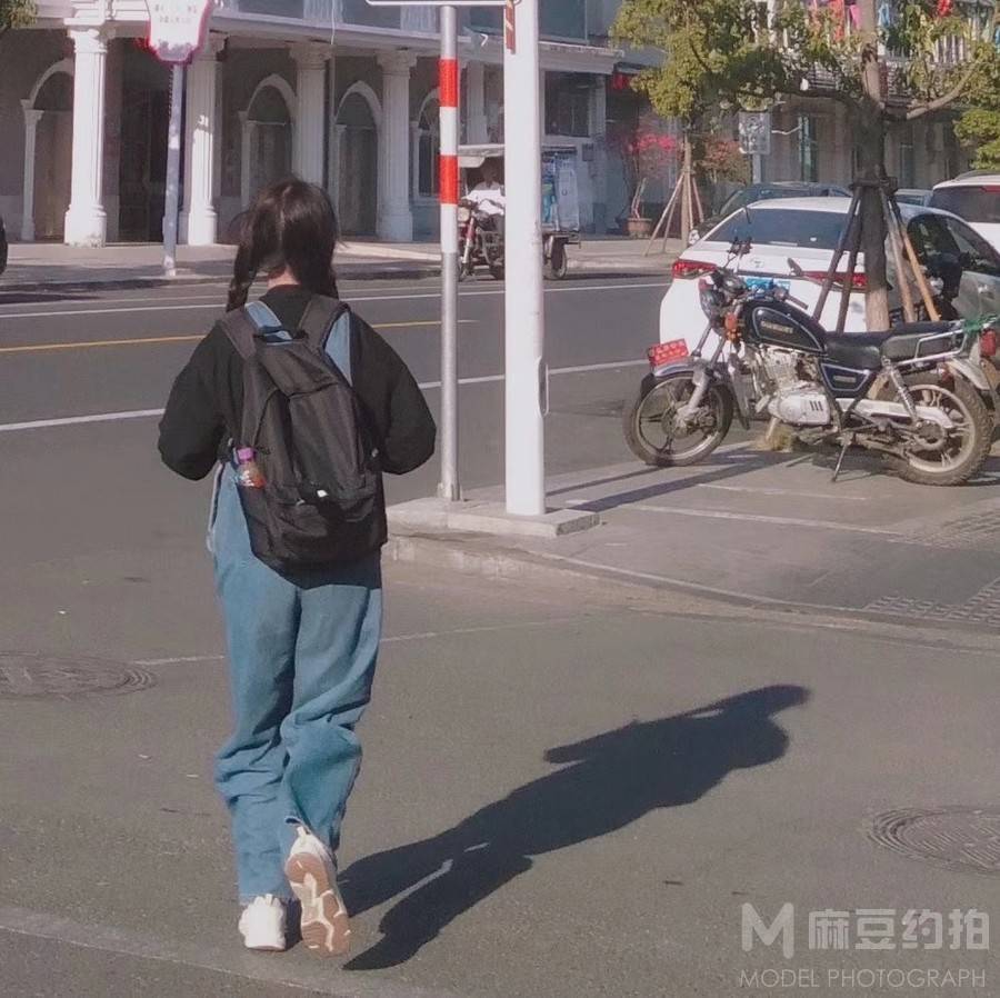 校园模特