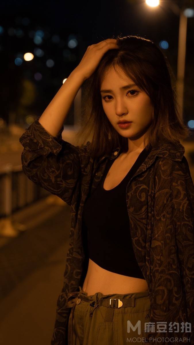 夜景模特