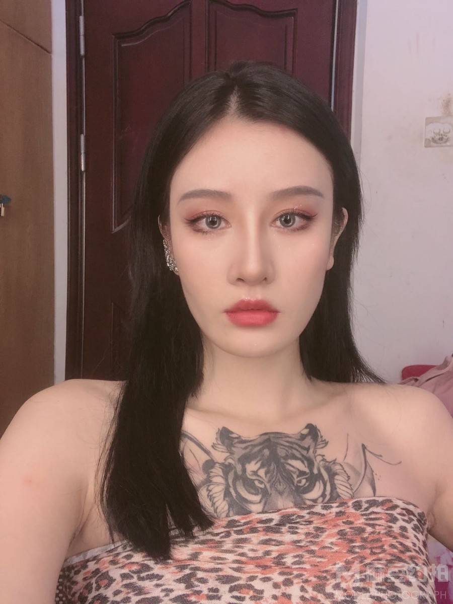 暗黑模特