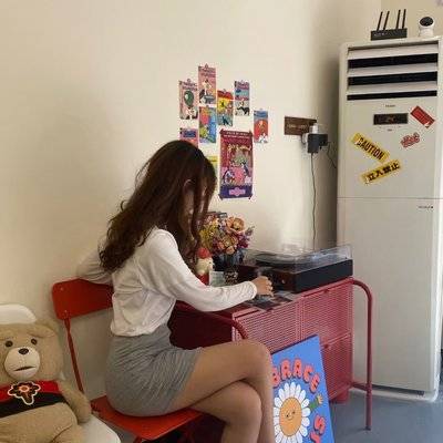 校园模特