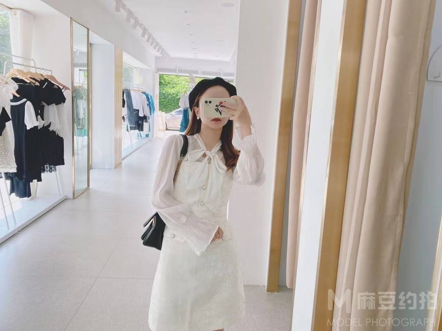 清新模特