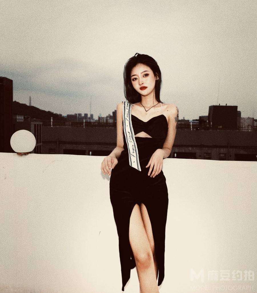 暗黑模特