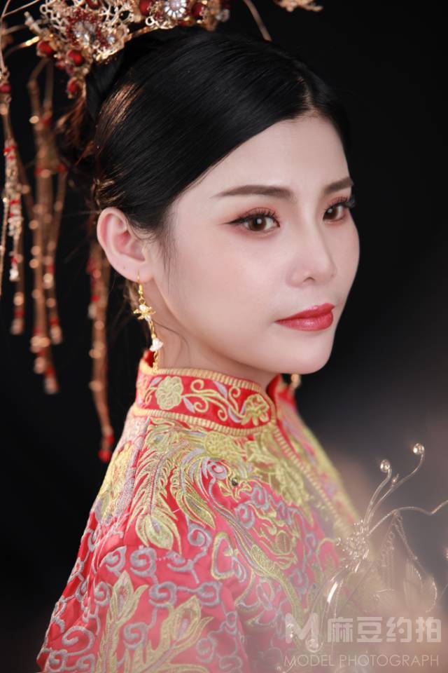 妆容模特