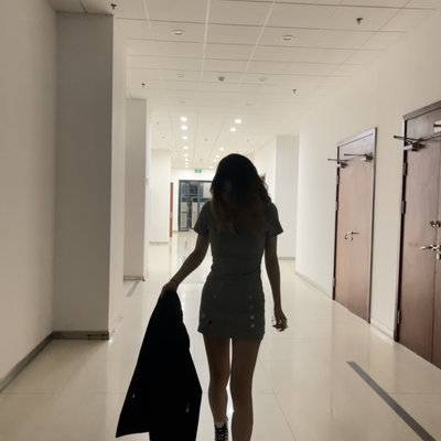 黑白模特