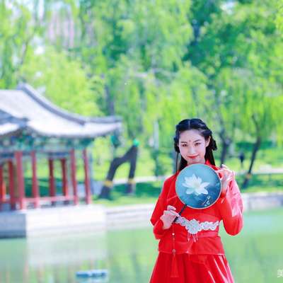 汉服模特