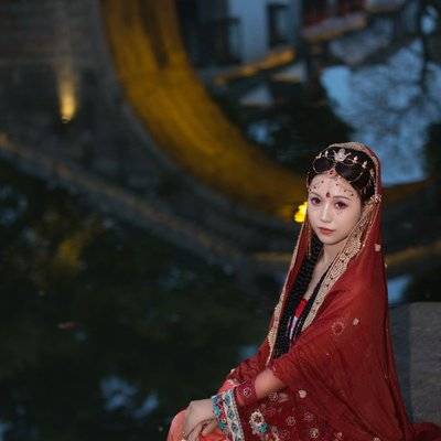 汉服模特
