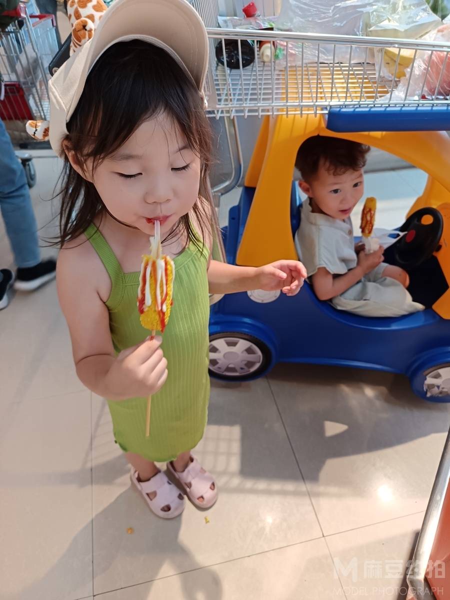 清新模特