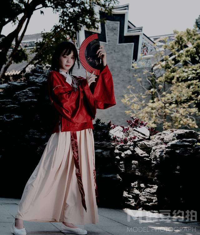 汉服模特