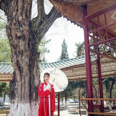 汉服模特