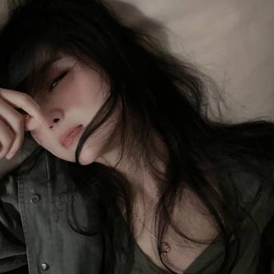 黑白模特