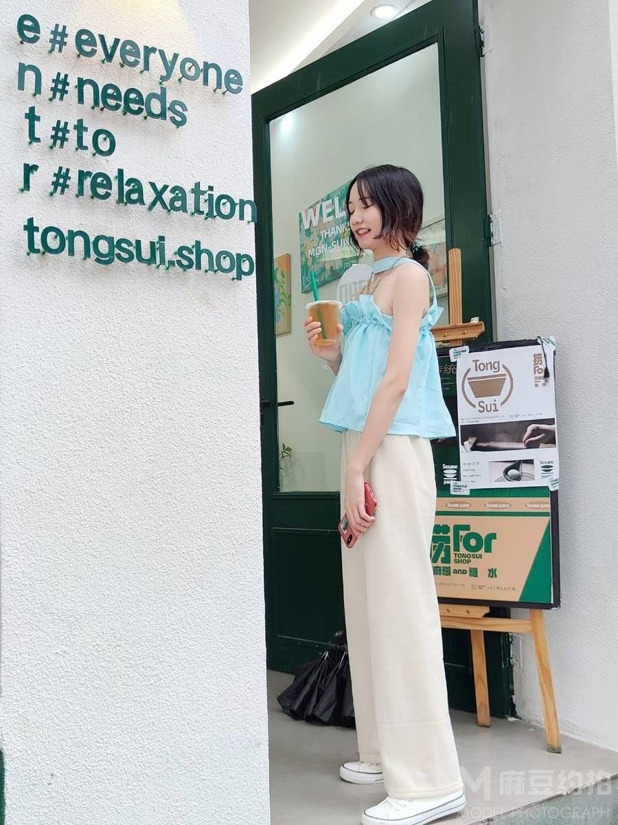 清新模特