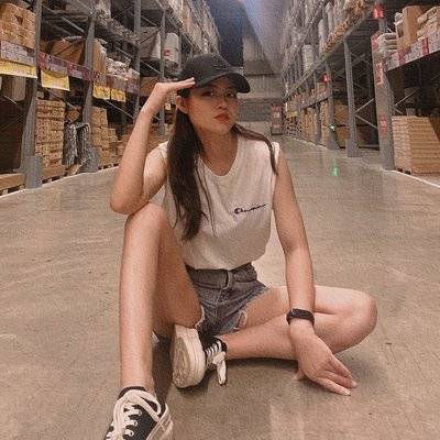 黑白模特