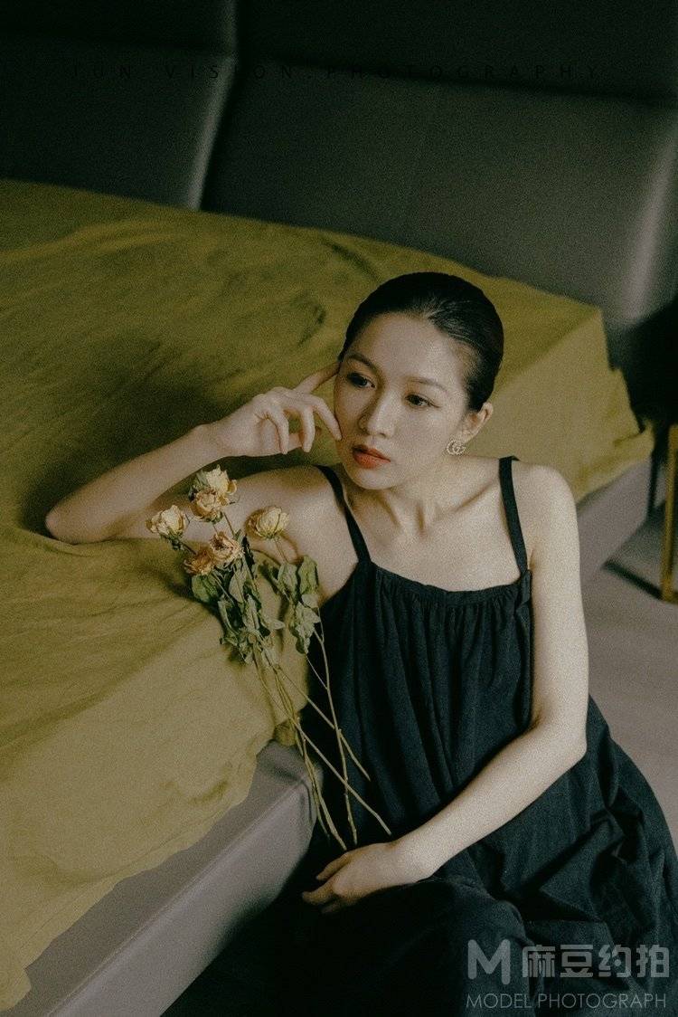 胶片模特