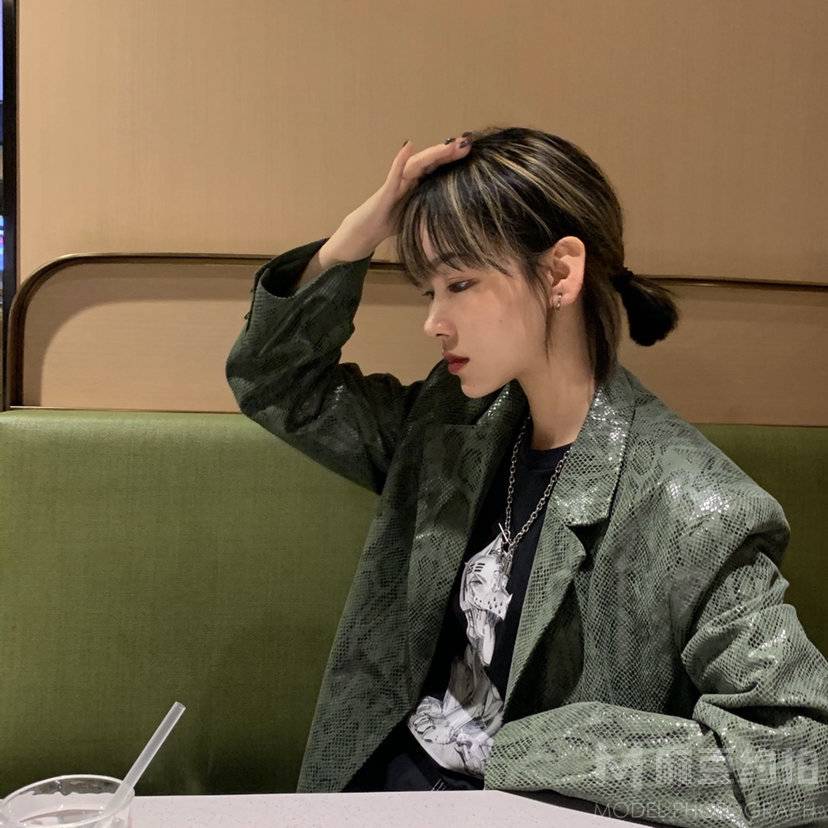 暗黑模特