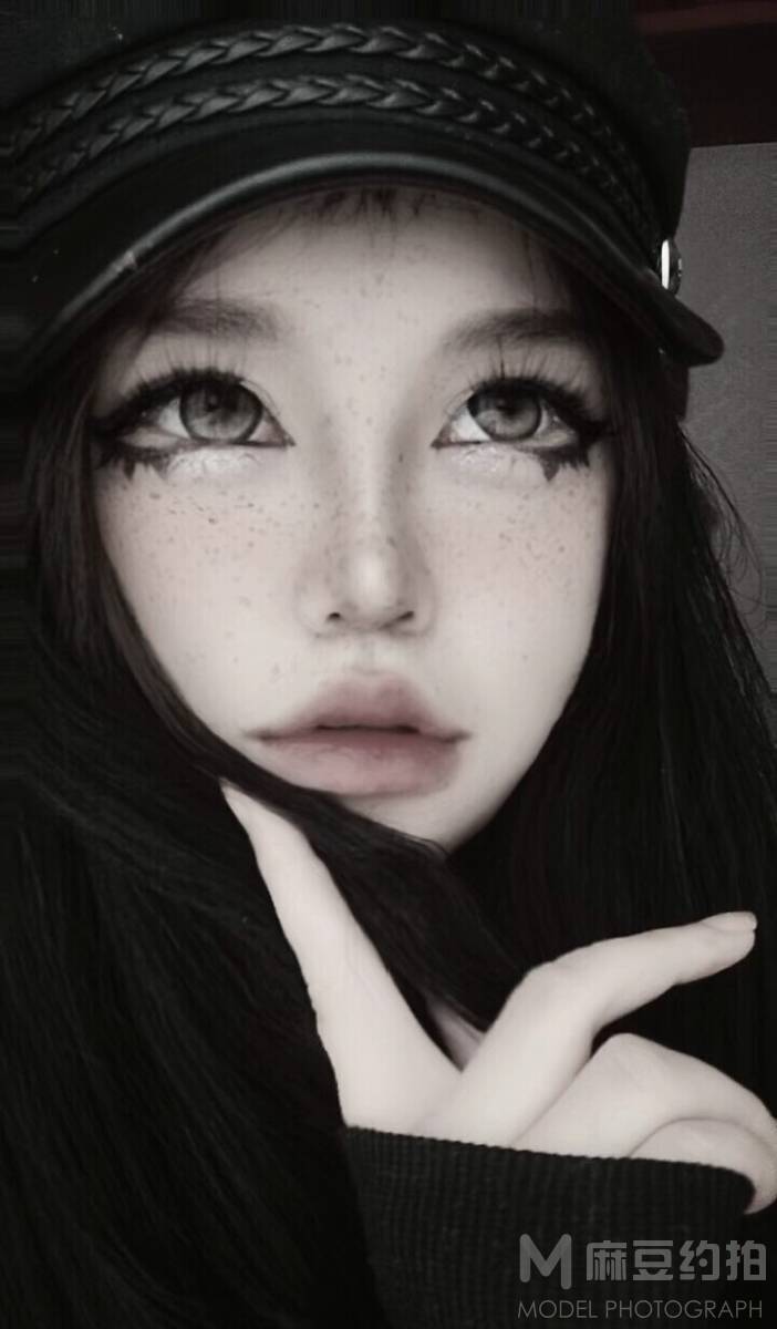 暗黑模特