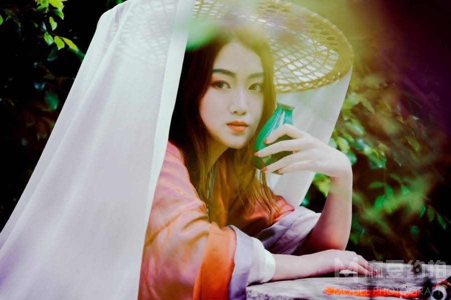 汉服模特