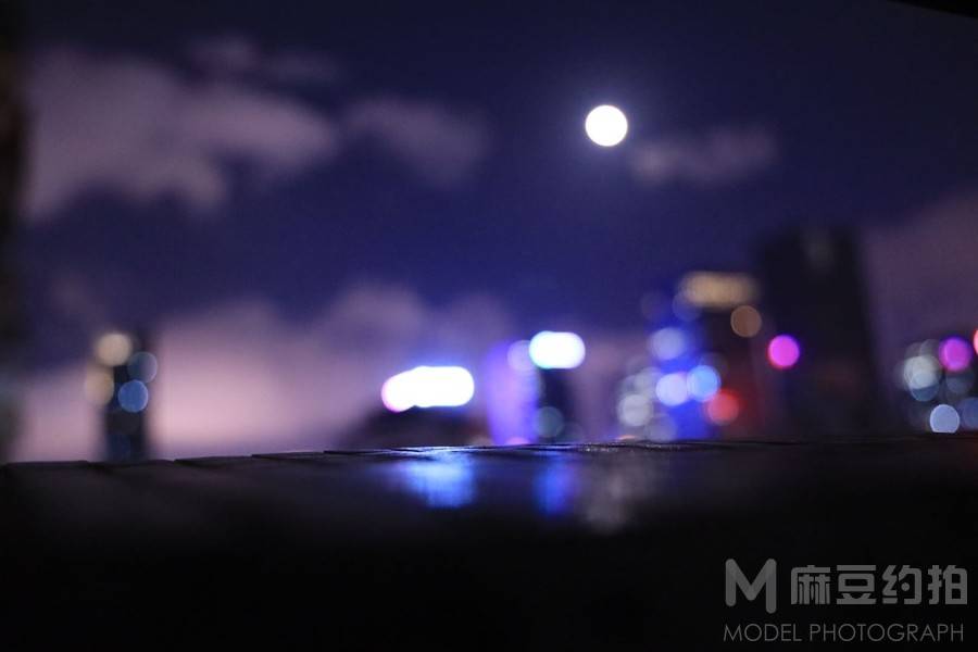 夜景模特