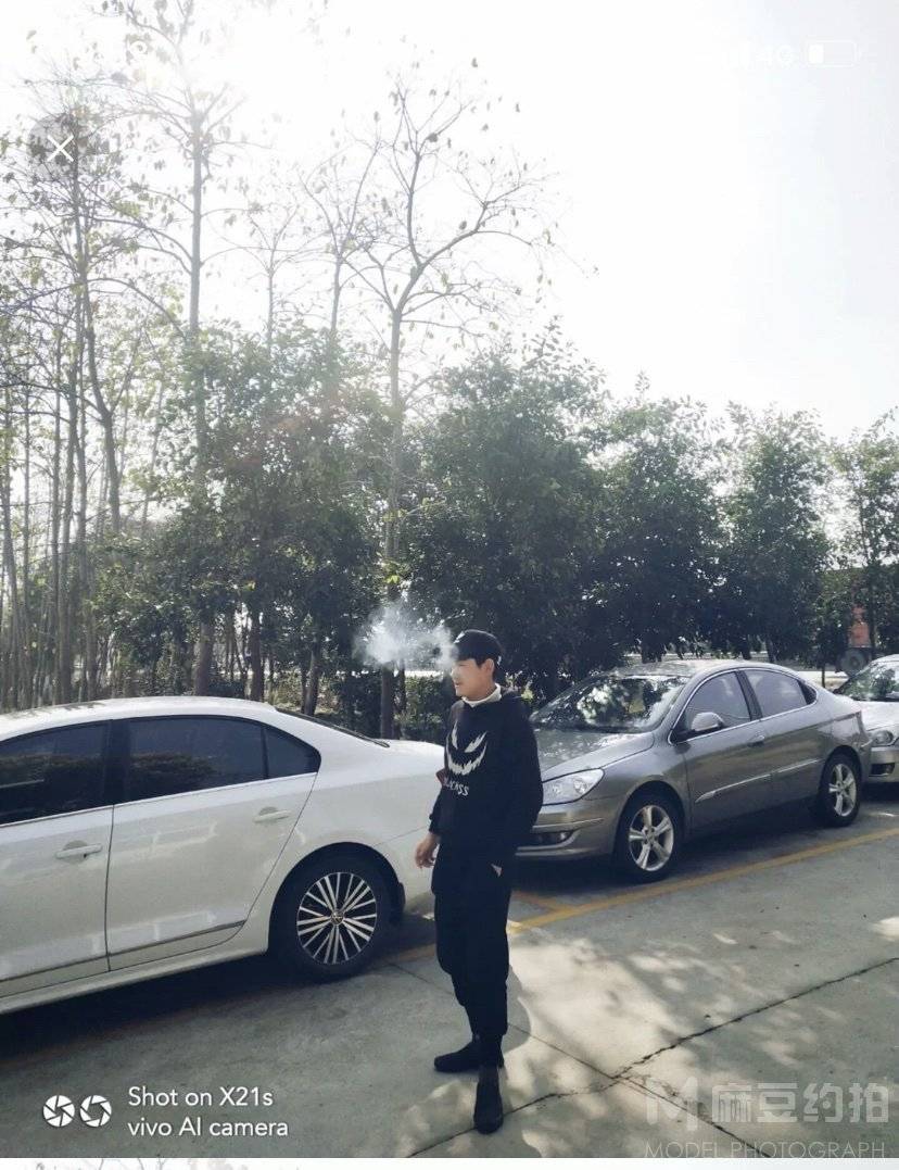 黑白模特
