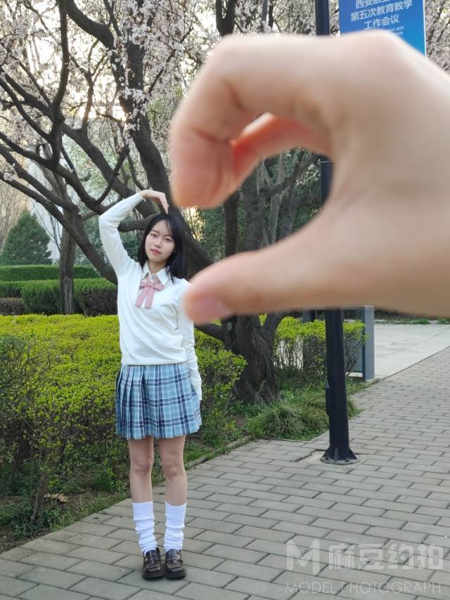 校园模特