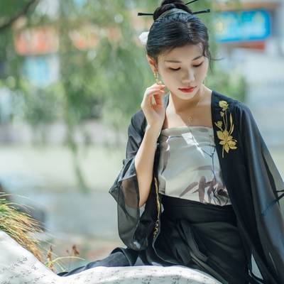 汉服模特