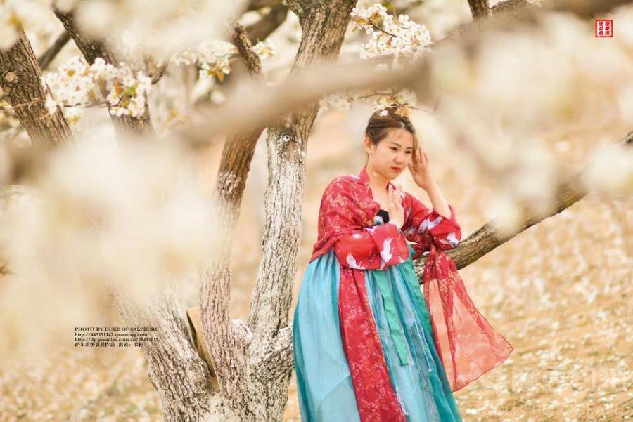 汉服模特