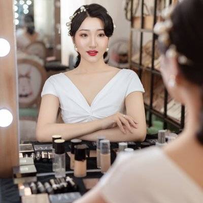 妆容模特