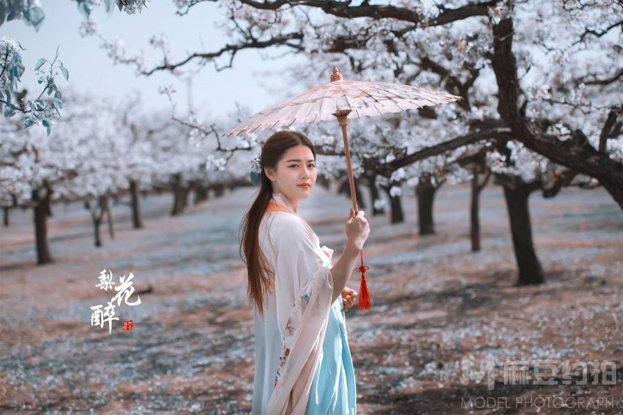 汉服模特