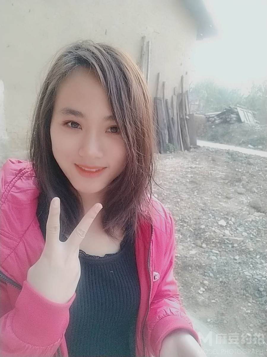 纪实模特
