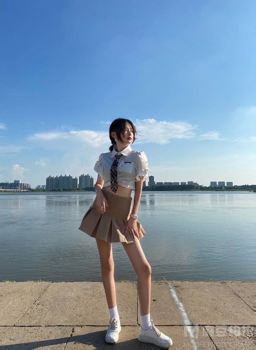 清新模特