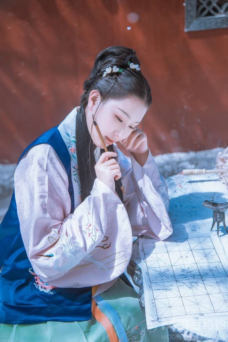 汉服模特