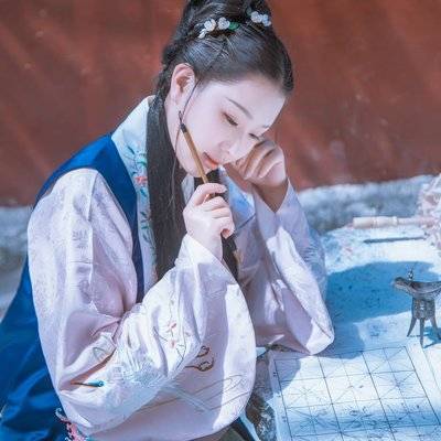 汉服模特