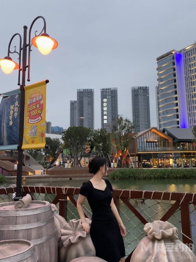 民国模特