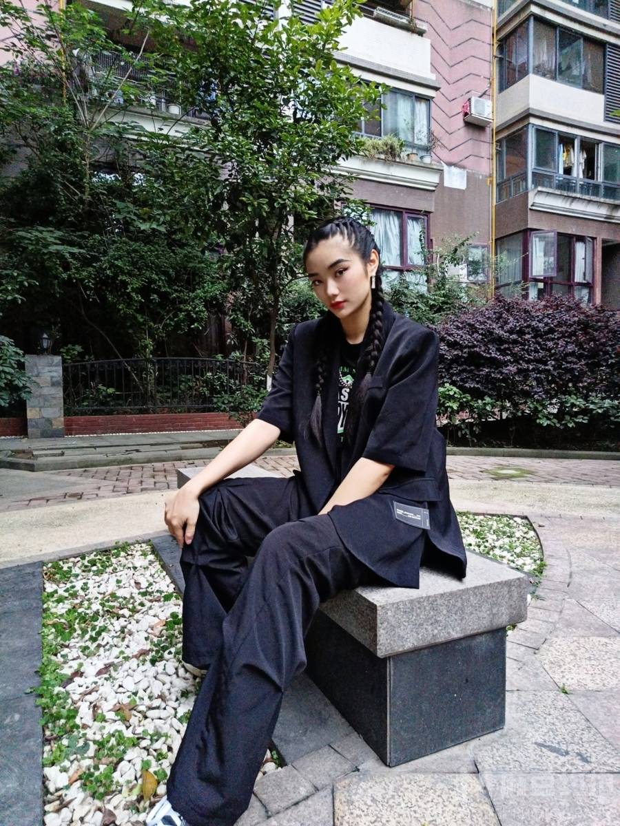 暗黑模特