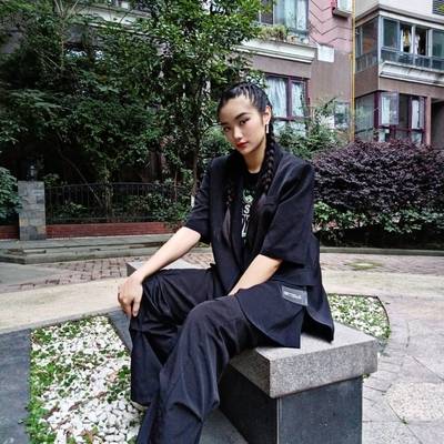 暗黑模特