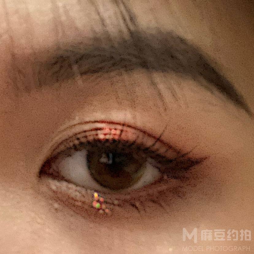 妆容模特