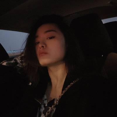 黑白模特
