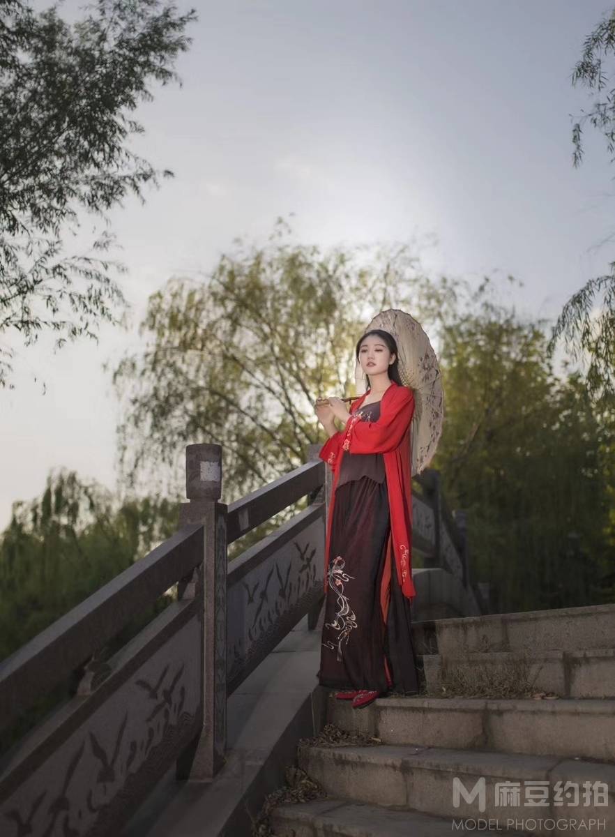 清新模特