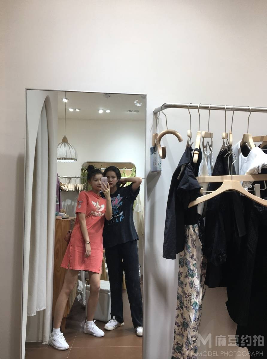 清新模特