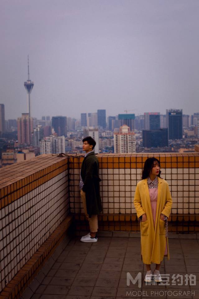 情侣模特