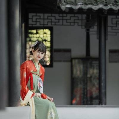 汉服模特