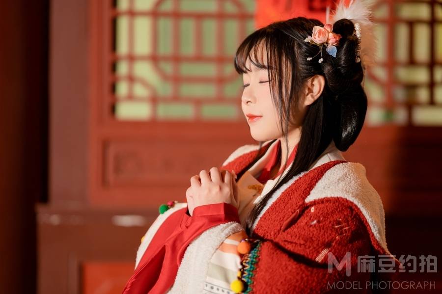 汉服模特