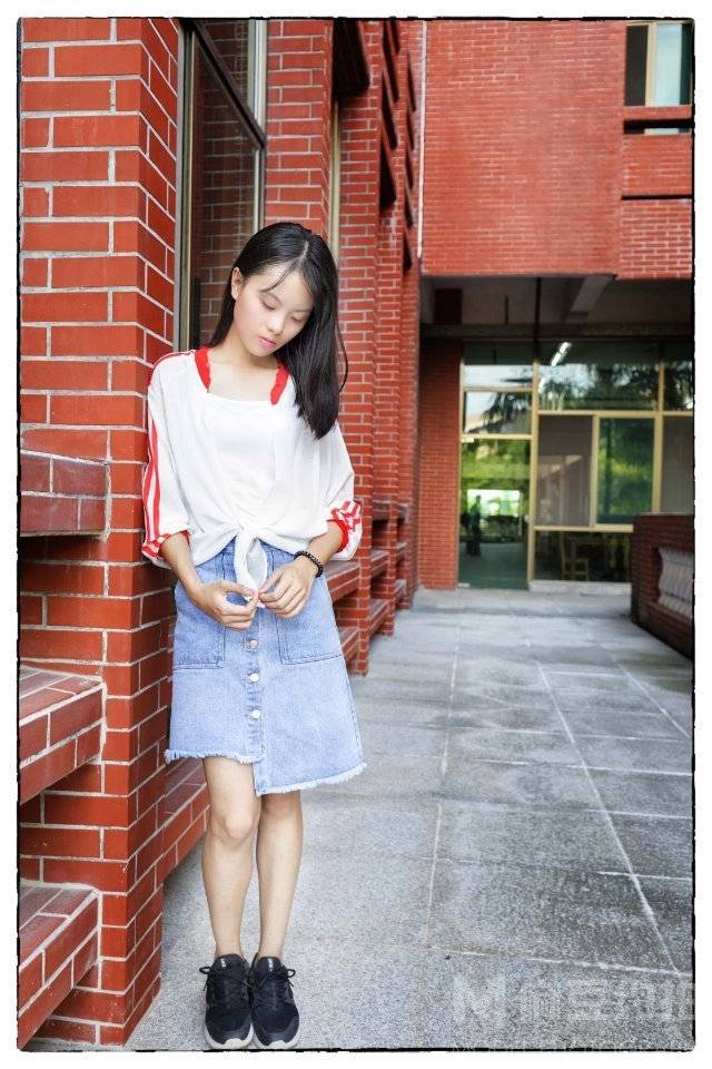 校园模特